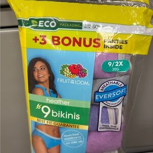 9 for the price of 6: Fruit of the Loom Soft Cotton Bikini Pack